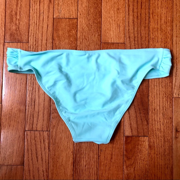 Forever 21 Push-up Underwire Bikini Top Bottom Set - Picture 6 of 6